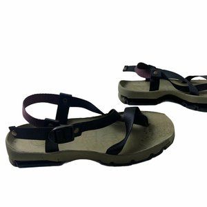 OESH Sz 10.5 Woman Maximum Comfort Strap Sandals
